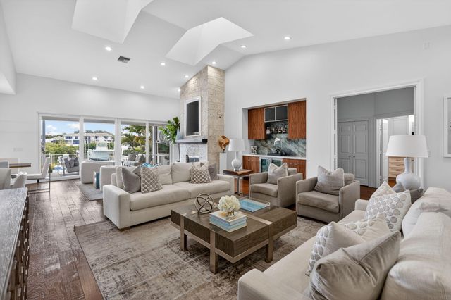 167 Regatta Drive, Jupiter, FL 33477