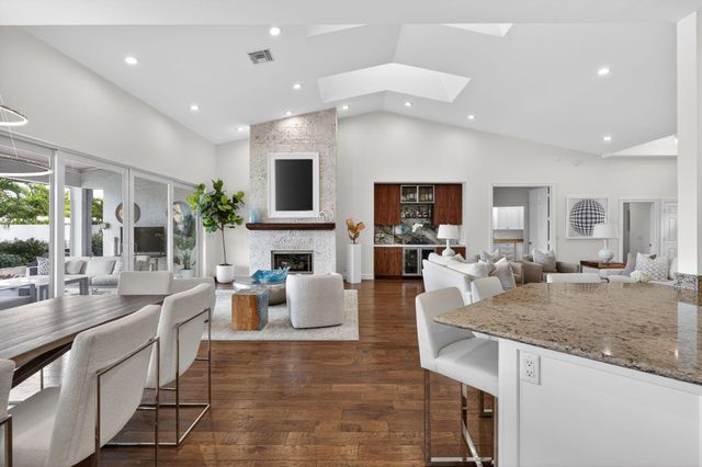 167 Regatta Drive, Jupiter, FL 33477