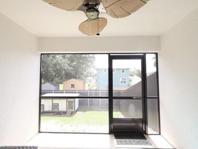 6069 Laurelwood DR, Fort Myers, FL 33905
