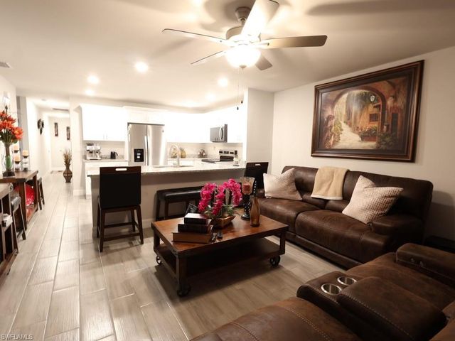 6069 Laurelwood DR, Fort Myers, FL 33905
