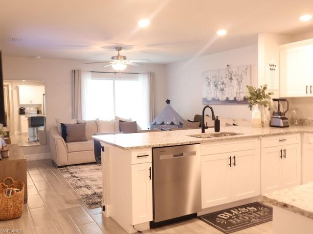 6069 Laurelwood DR, Fort Myers, FL 33905