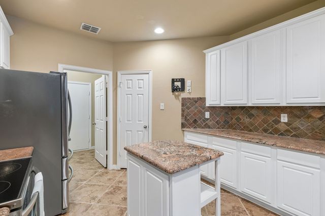 4145 Cobblestone Drive, Carrollton, TX 75007