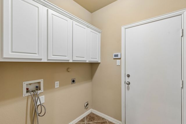 4145 Cobblestone Drive, Carrollton, TX 75007