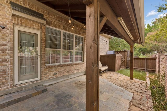 4145 Cobblestone Drive, Carrollton, TX 75007