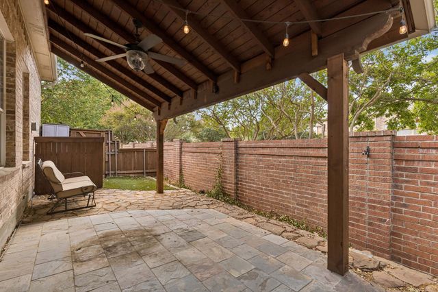 4145 Cobblestone Drive, Carrollton, TX 75007