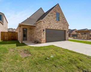 4344 MacNab Dr #31, Tyler, TX 75707