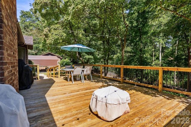 183 Mckinney Road W, Marion, NC 28752