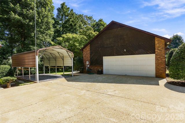 183 Mckinney Road W, Marion, NC 28752