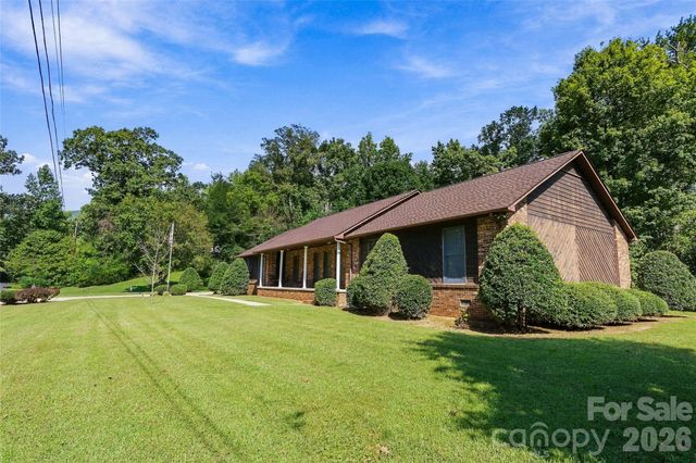 183 Mckinney Road W, Marion, NC 28752