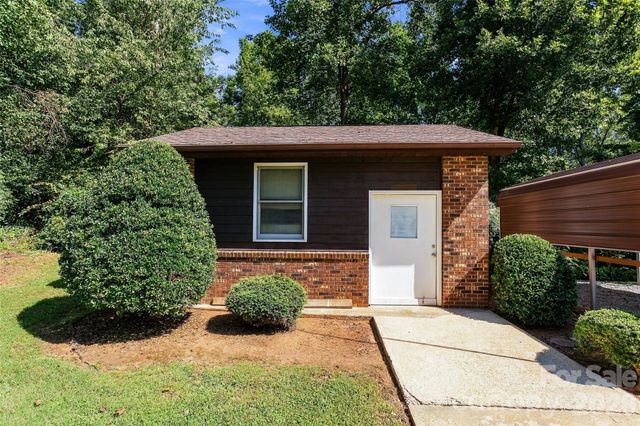 183 Mckinney Road W, Marion, NC 28752