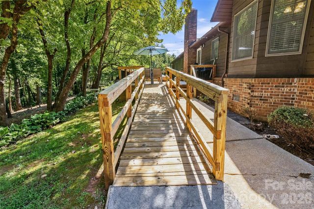 183 Mckinney Road W, Marion, NC 28752