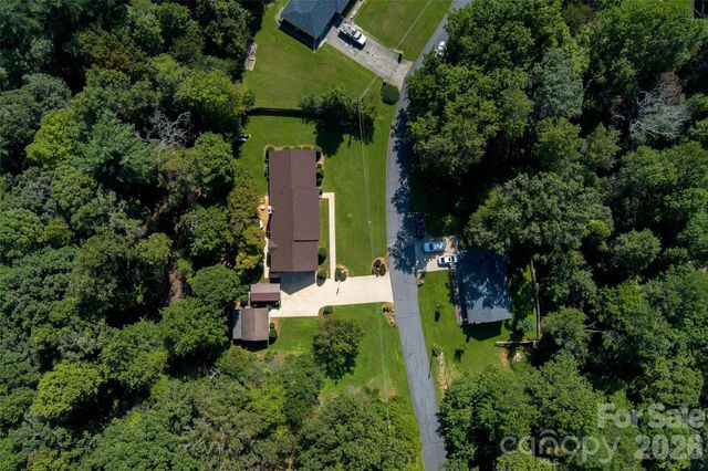 183 Mckinney Road W, Marion, NC 28752