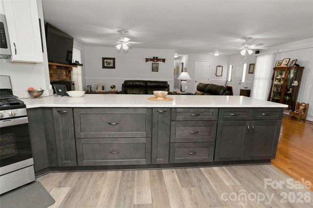 183 Mckinney Road W, Marion, NC 28752