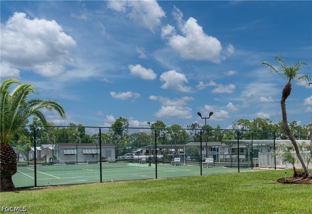183 Caravan CIR, North Fort Myers, FL 33903