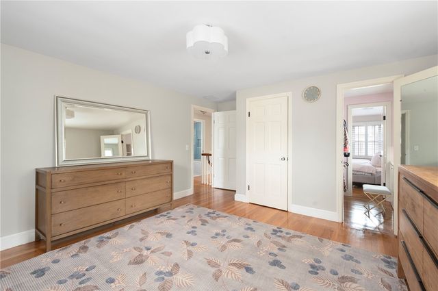 15 Elmsgate Way, East Providence, RI 02916