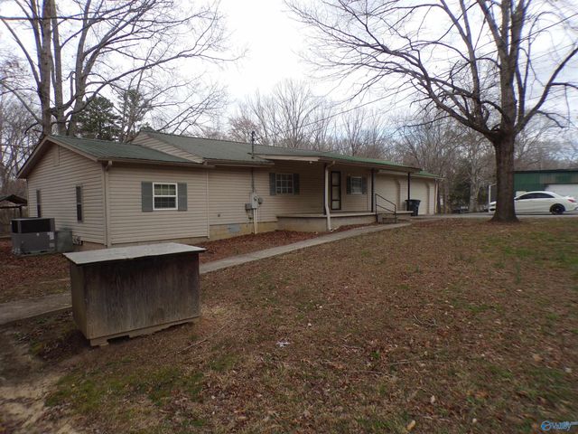 105 County Road 518, Moulton, AL 35650