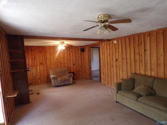 105 County Road 518, Moulton, AL 35650