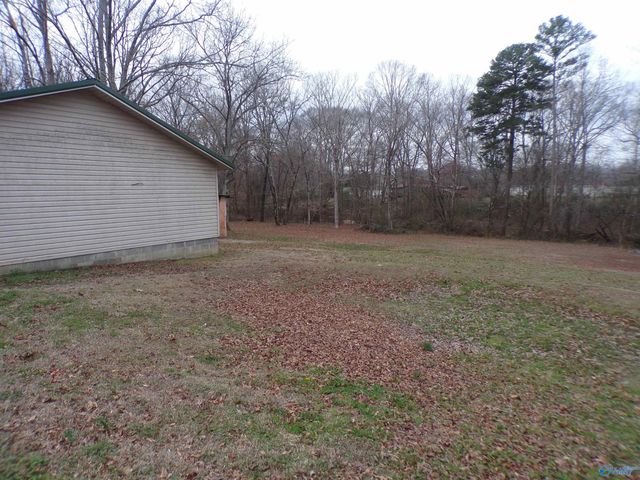 105 County Road 518, Moulton, AL 35650