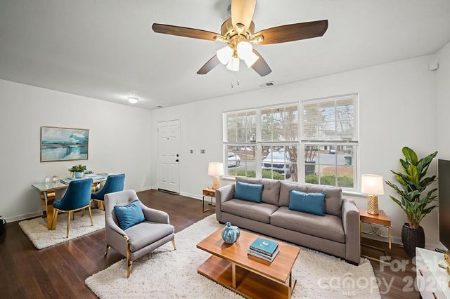 6766 Cypress Tree Lane, Charlotte, NC 28215
