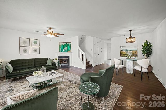 6766 Cypress Tree Lane, Charlotte, NC 28215
