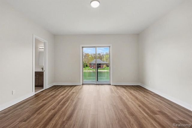 68503 Lake Angela Pointe, Richmond, MI 48062
