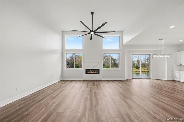 68503 Lake Angela Pointe, Richmond, MI 48062