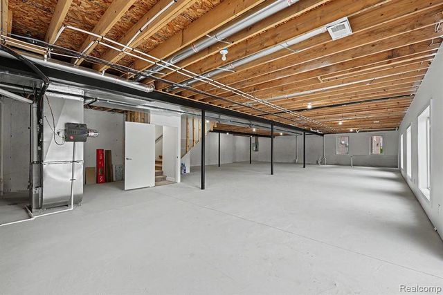 68503 Lake Angela Pointe, Richmond, MI 48062