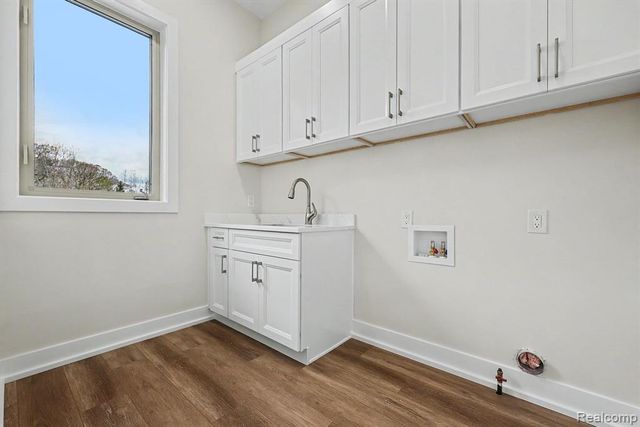 68503 Lake Angela Pointe, Richmond, MI 48062