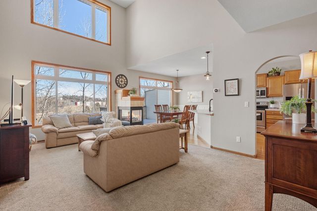 619 Crane Creek Lane, Eagan, MN 55121