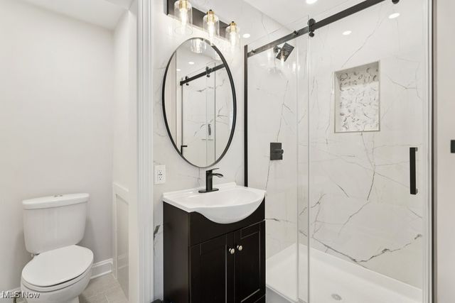 17725 Scottsdale Boulevard, Shaker Heights, OH 44122