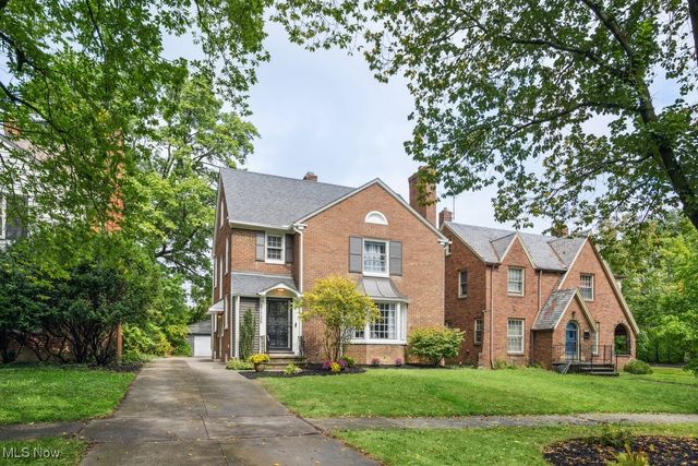 17725 Scottsdale Boulevard, Shaker Heights, OH 44122