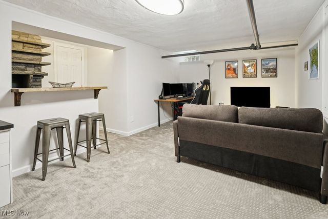 17725 Scottsdale Boulevard, Shaker Heights, OH 44122