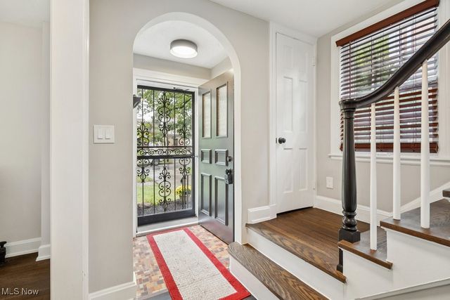 17725 Scottsdale Boulevard, Shaker Heights, OH 44122