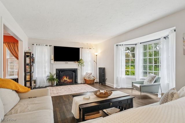 17725 Scottsdale Boulevard, Shaker Heights, OH 44122