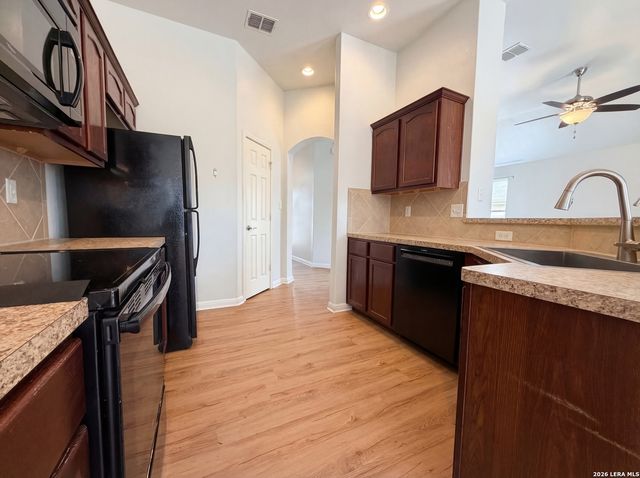 3945 Whisper, Schertz, TX 78108