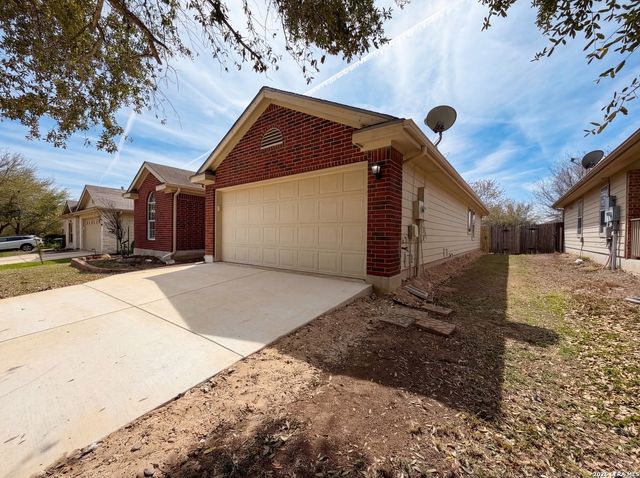 3945 Whisper, Schertz, TX 78108