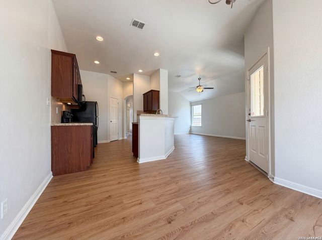 3945 Whisper, Schertz, TX 78108