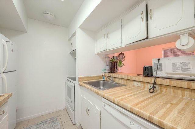 2201 Fountain View Drive 54, Houston, TX 77057