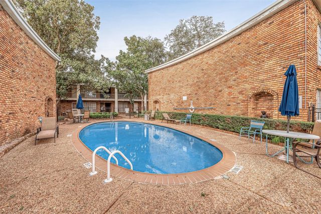 2201 Fountain View Drive 54, Houston, TX 77057