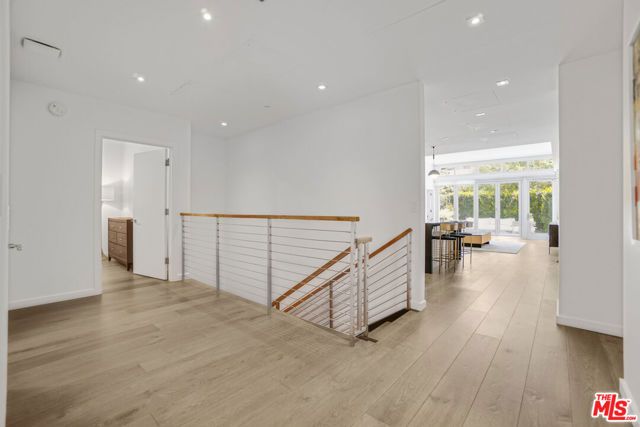 9000 W 3rd Street 104, Los Angeles, CA 90048
