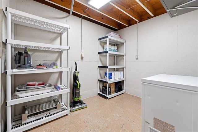 81 Carter Road SW, Cartersville, GA 30120