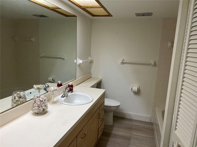 333 WOODLAKE WYNDE, Oldsmar, FL 34677