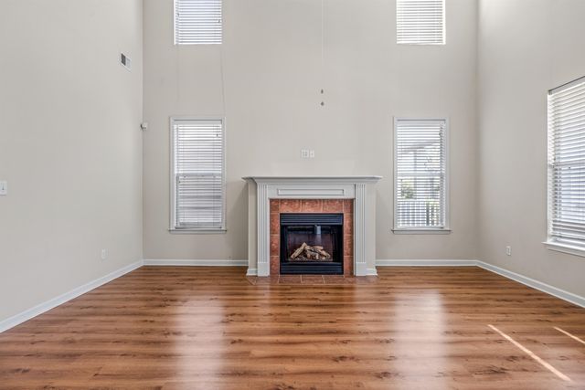 1372 ISLAND TOWN DR, Memphis, TN 38103