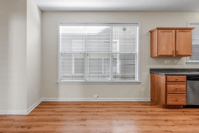 1372 ISLAND TOWN DR, Memphis, TN 38103