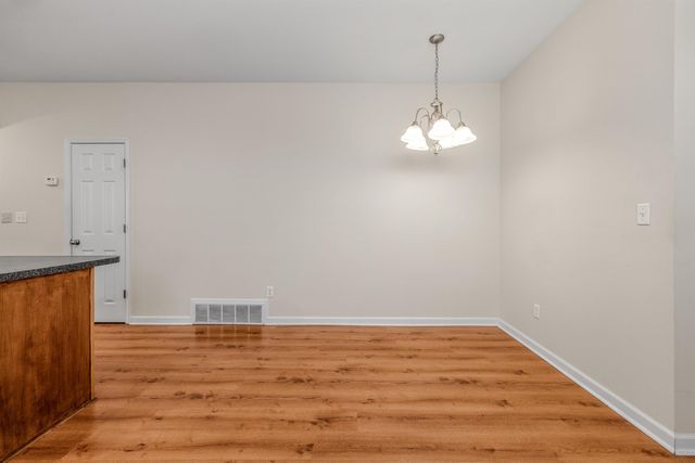 1372 ISLAND TOWN DR, Memphis, TN 38103