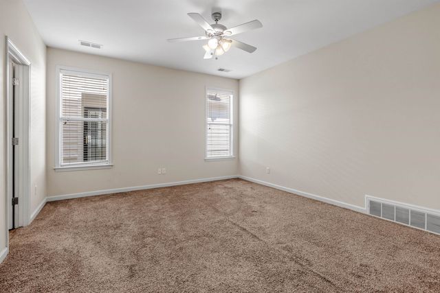 1372 ISLAND TOWN DR, Memphis, TN 38103