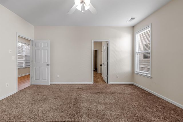 1372 ISLAND TOWN DR, Memphis, TN 38103