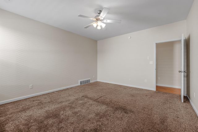 1372 ISLAND TOWN DR, Memphis, TN 38103