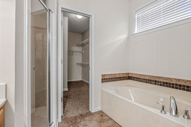 1372 ISLAND TOWN DR, Memphis, TN 38103