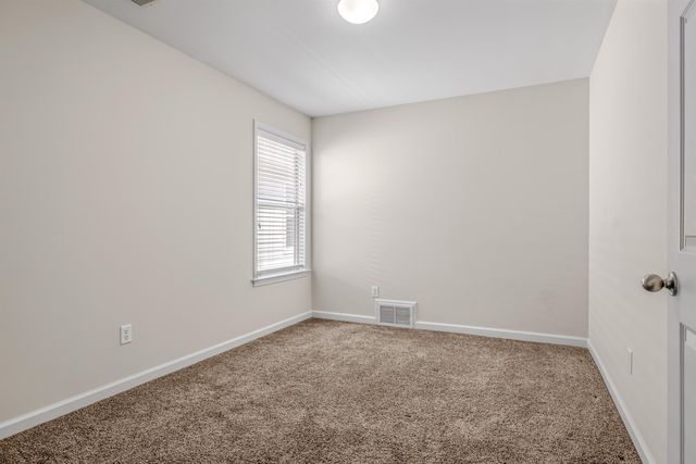 1372 ISLAND TOWN DR, Memphis, TN 38103